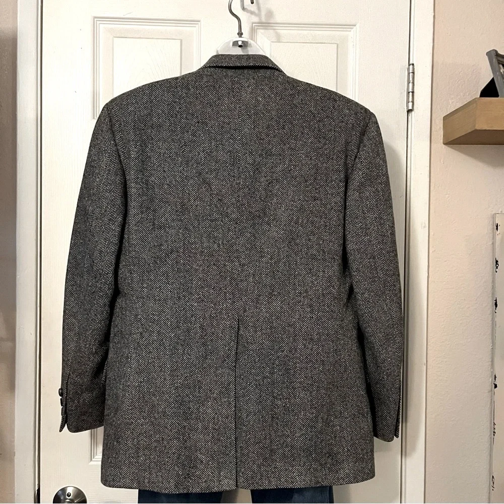 Broadmoor & Pike Men’s Pure Wool Chevron Two Button Tweed Blazer Suit Jacket
